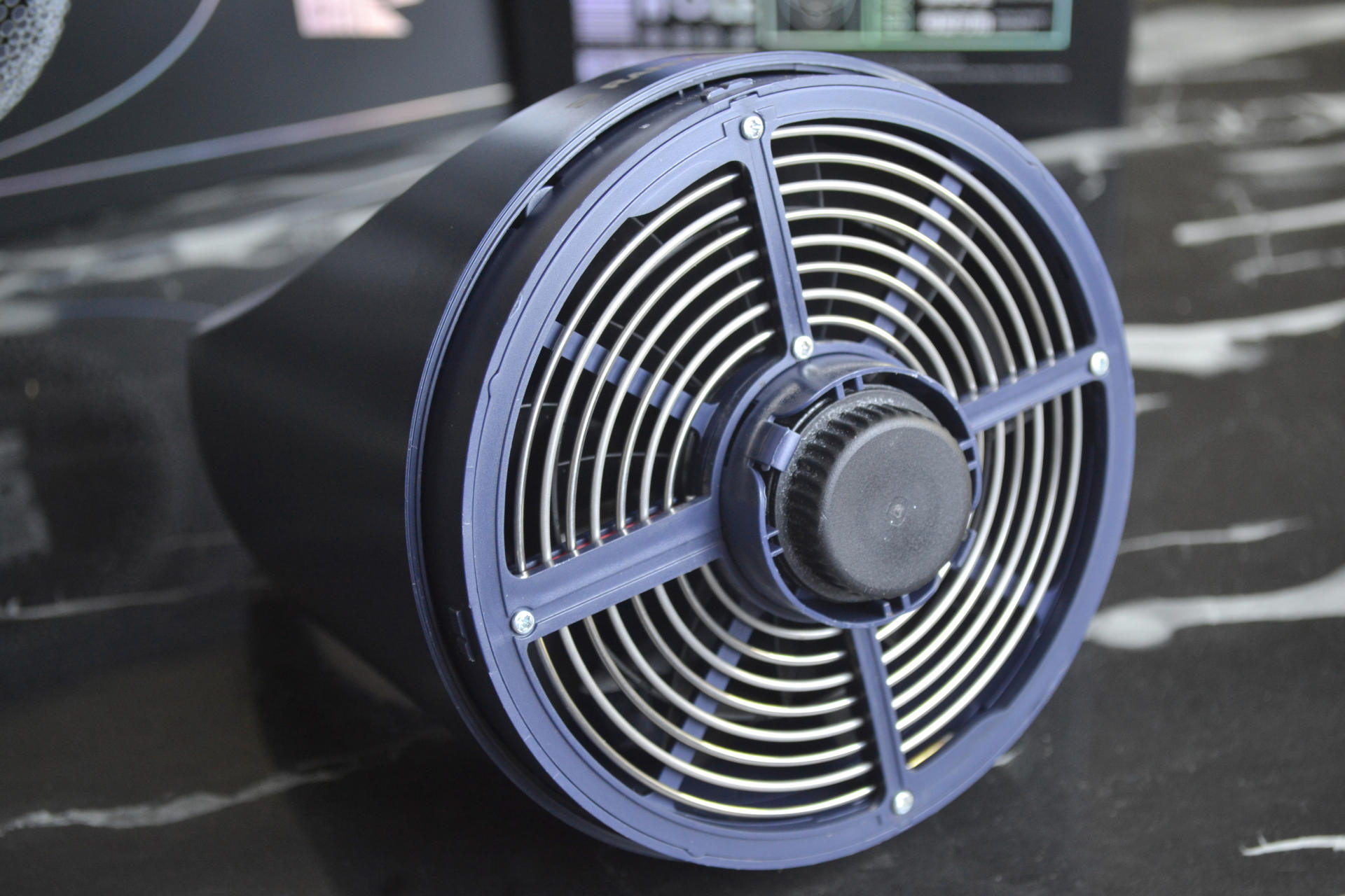 无蚊空间健康睡眠 锐舞黑洞灭蚊灯