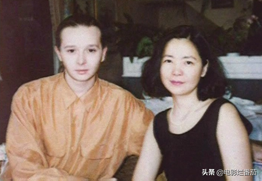 只活了42岁的邓丽君，是华语乐坛献给世界“最珍贵的礼物”