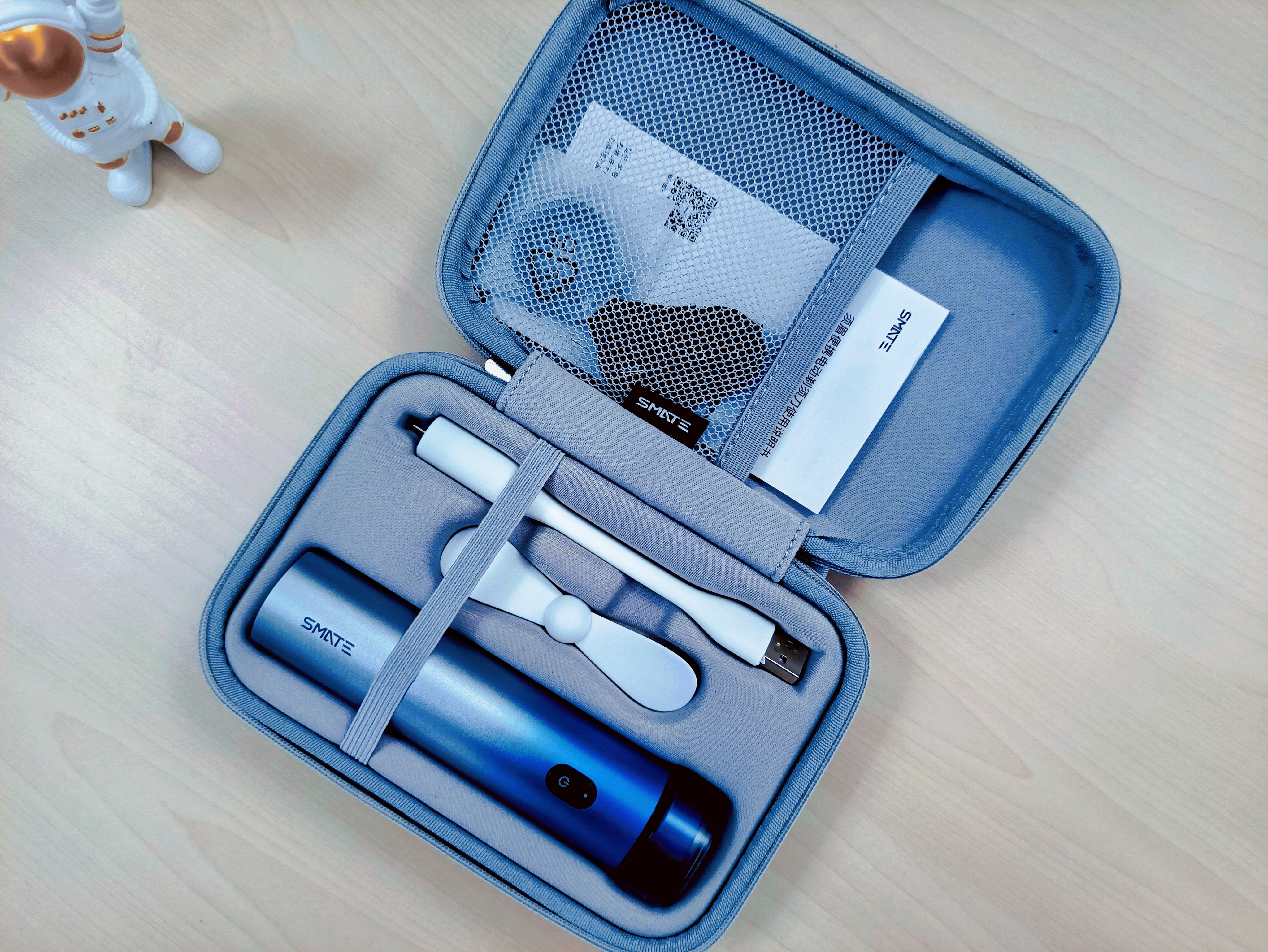 告别邋遢，交给须眉剃须刀T6 Pro