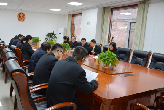 对标对本找差距 聚焦聚力补短板——吴堡县人民法院召开执行案件调度会