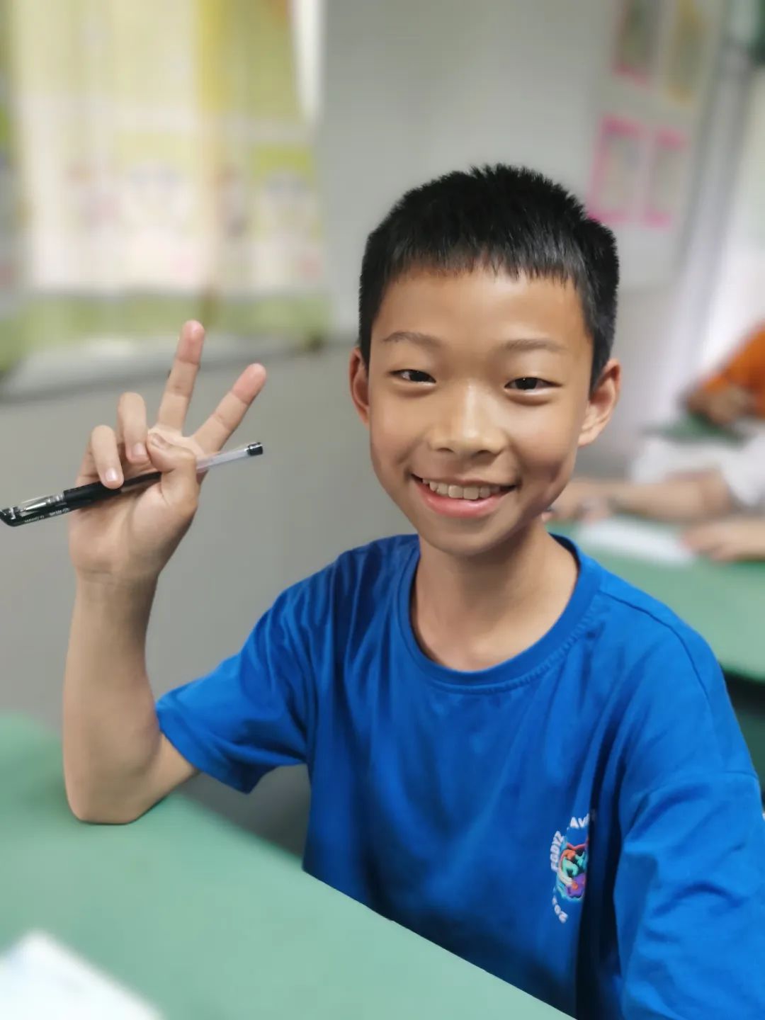 锦江小学开展“聚心传情 向阳生长”第十一届心理健康月系列活动