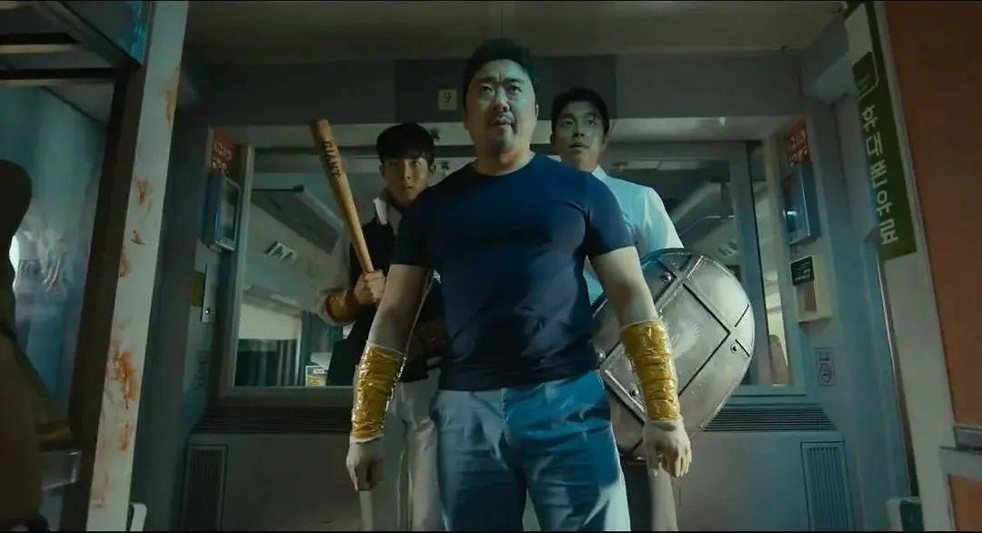 2022首个猛片，继《釜山行》之后，韩国式泡菜的尸体电影