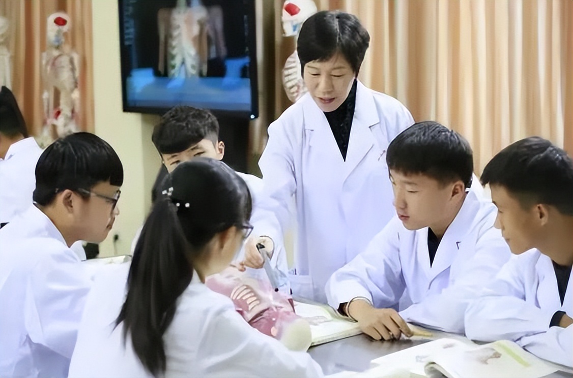 中医药大学排名重新洗牌，北中医荣登榜首，黑中医跻身前十