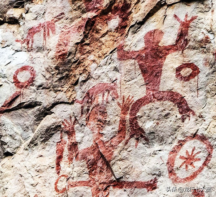 「广西」我国的第一处岩画世界遗产——“左江花山岩画文化景观”