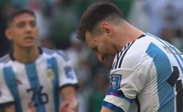 世界杯法国与阿根廷球员分析(战术破解！阿根廷和法国悲喜两重天，边路为王，阿根廷到底差什么)