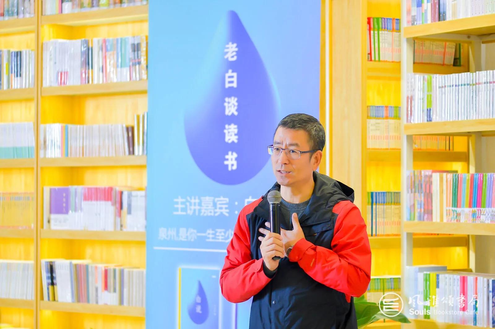 余秀华农村、脑瘫、女诗人，人生真的可以逆袭吗？