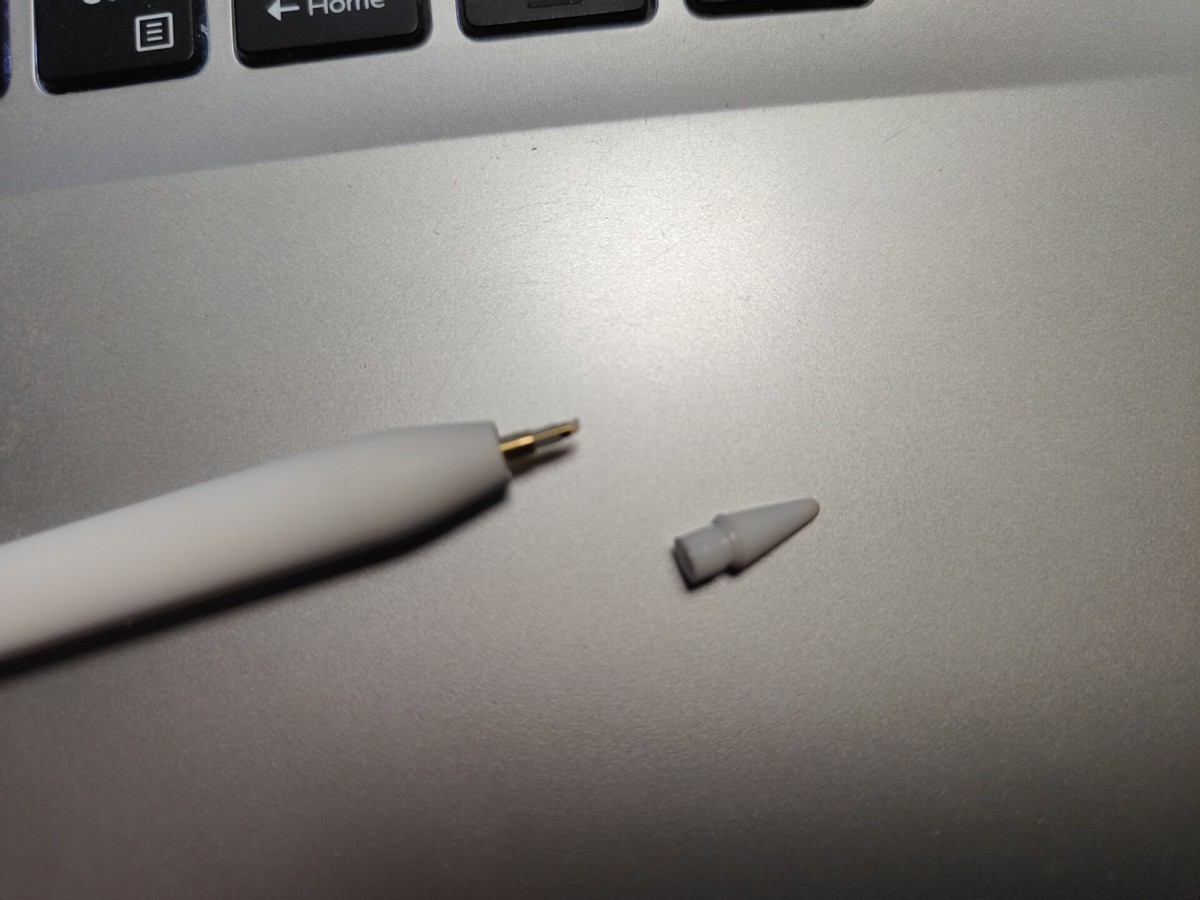 买不起Apple Pencil，可以给iPad mini6配它，使用高度贴合