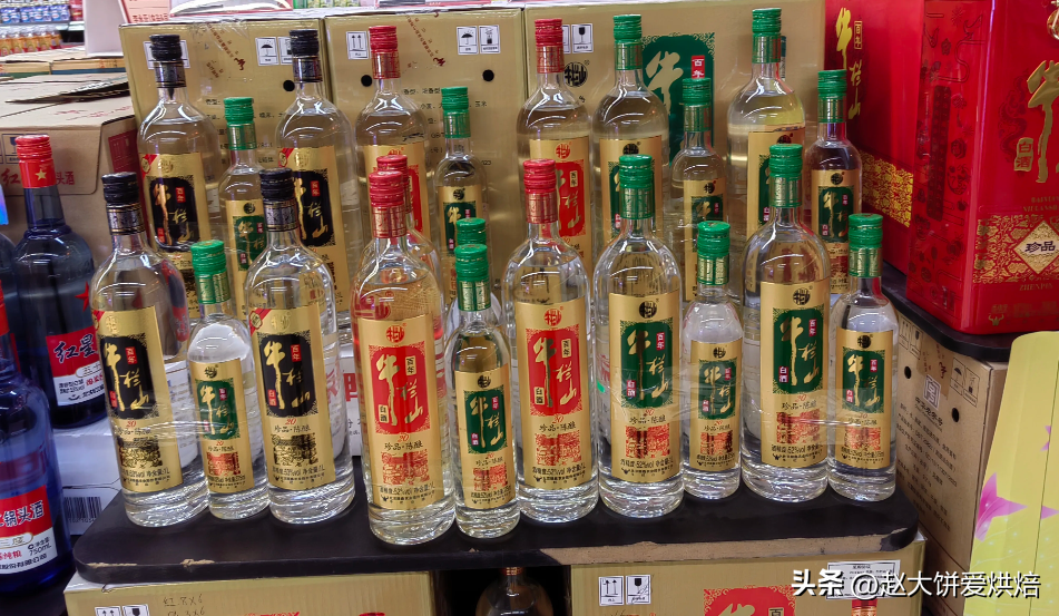 酒类店面的经营方法（大街上的名酒门店有多赚钱？里面暗藏“3个门道”，看完你就懂了）