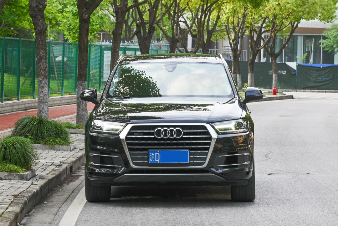 奥迪派克峰价格(四十万享二手奥迪q7,3.0t大机增,处处旗舰实力)