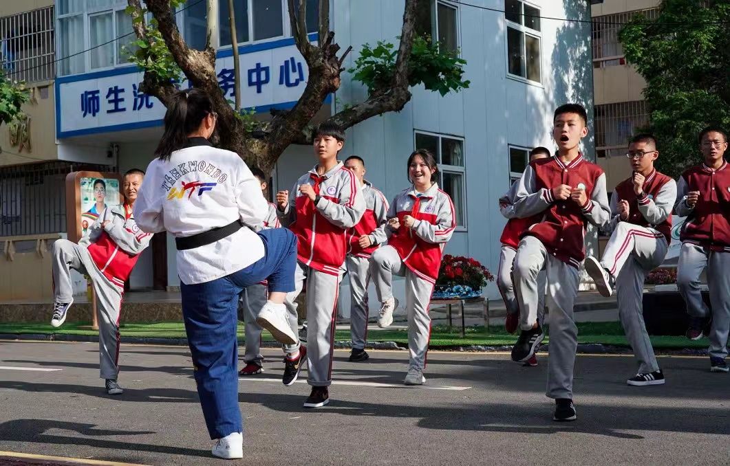 邂逅八款“神”舍友,来云南长水(衡水)实验中学