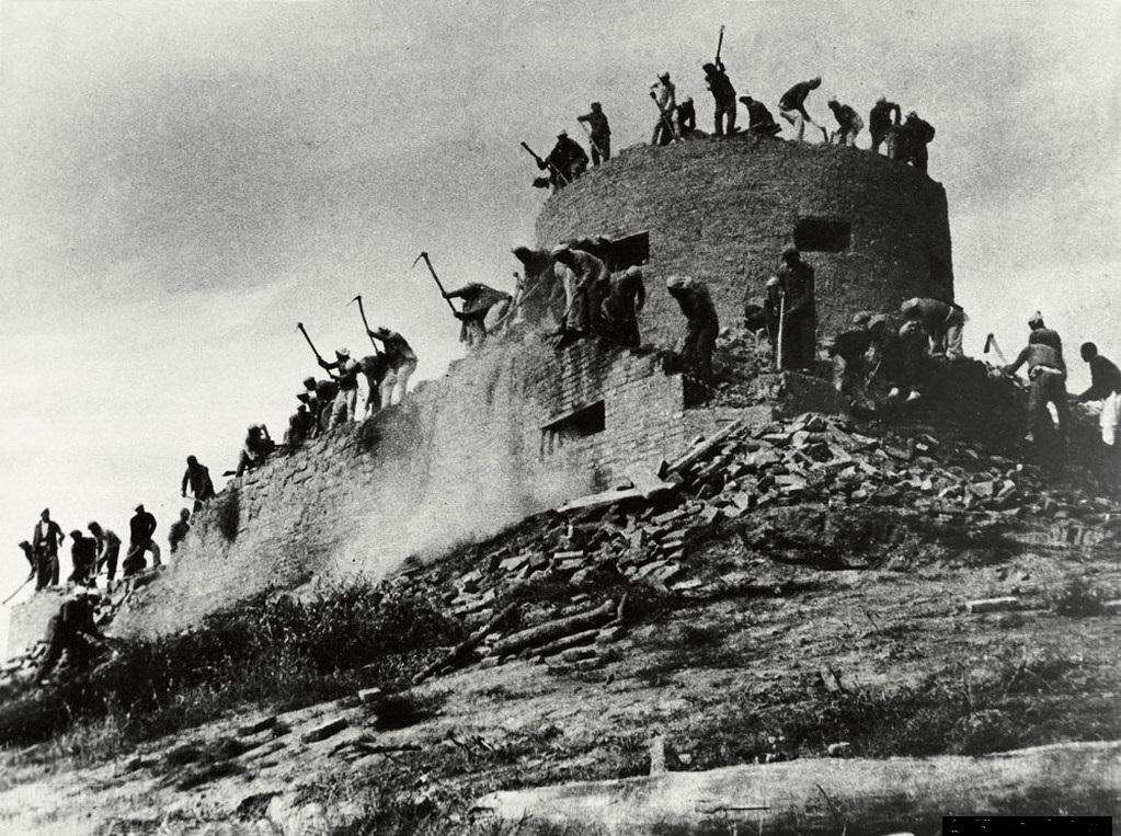 台儿庄大战(抗战史上最惨烈的战役!