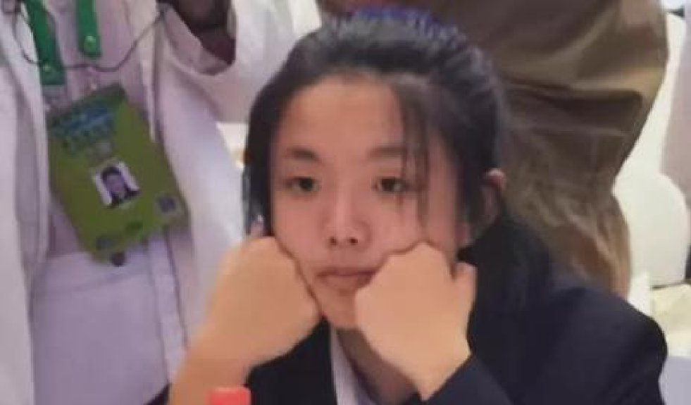 15岁高一少女解决世界难题，婉拒央视采访：可别让我妈看到
