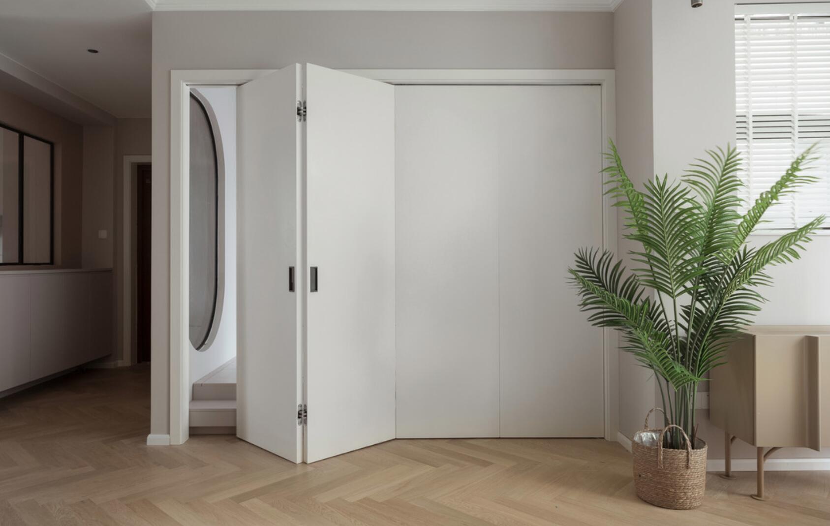 她115㎡家，堪称“横厅改造模板”，只是换个思路，立马通透多了