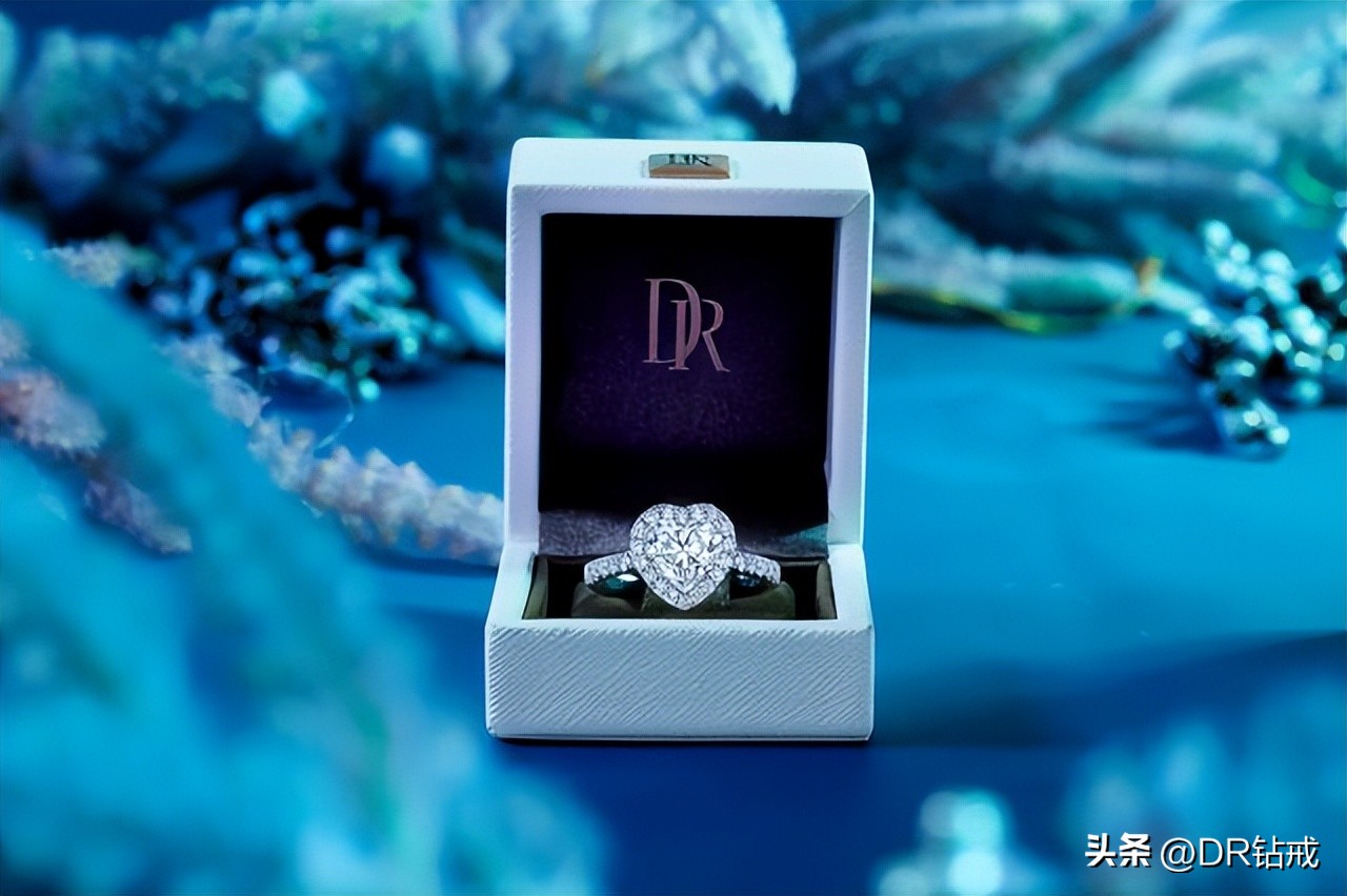 今日白金钻石戒指价格「白金钻石戒指图片」