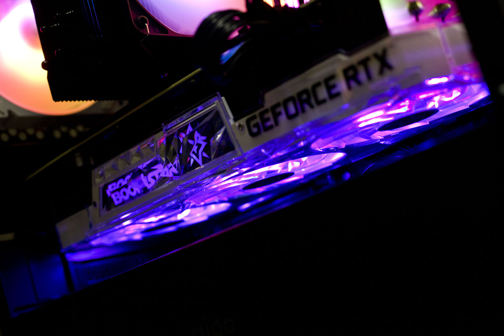 双网面开孔光污染+散热拉满，爱国者YOGO M2 性能版体验