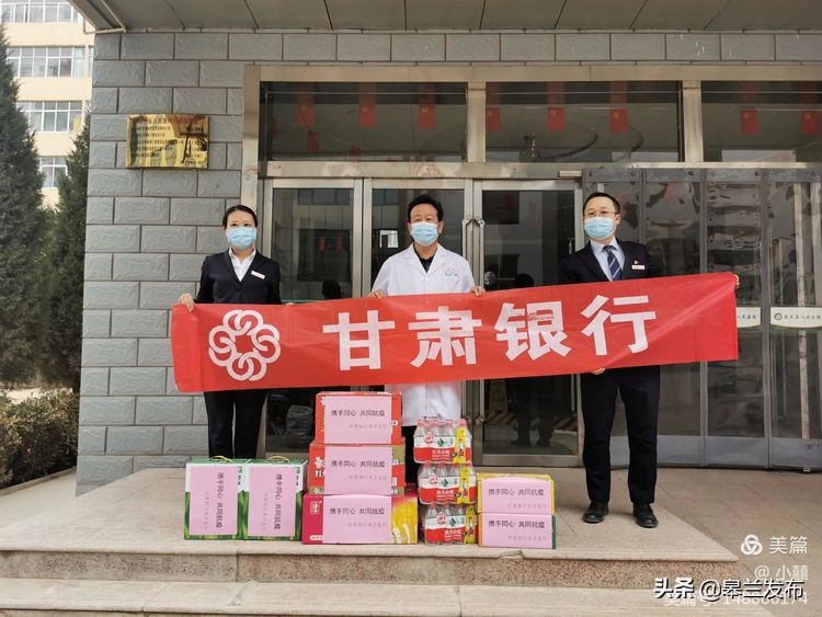 ��������ء�Я��ͬ�� �������顪���������и���֧��ο��һ�߿���Ӣ��