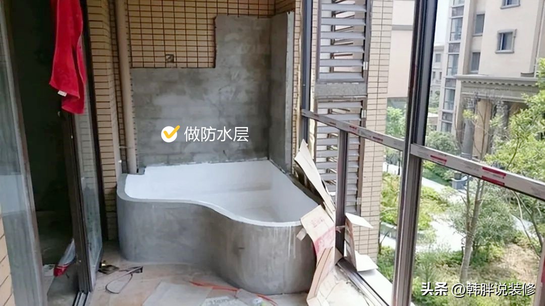 養(yǎng)魚池自己制作（為了滿足老爹的養(yǎng)魚夢(mèng)，花1千塊在陽臺(tái)砌魚池，小日子讓人羨慕）