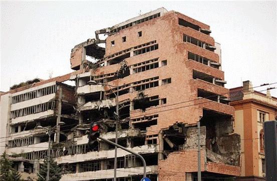 1999年美国炸毁中国驻南斯拉夫大使馆，称导弹失误，其实另有阴谋