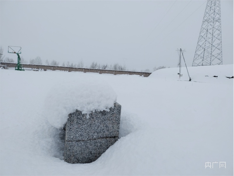 入春失败！内蒙古赤峰迎暴雪