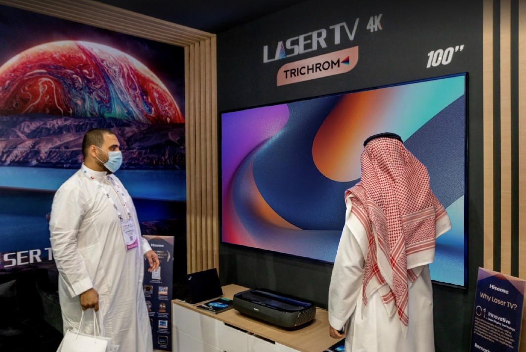 中国品牌高端出海进入关键期 海信亮出“三板斧”