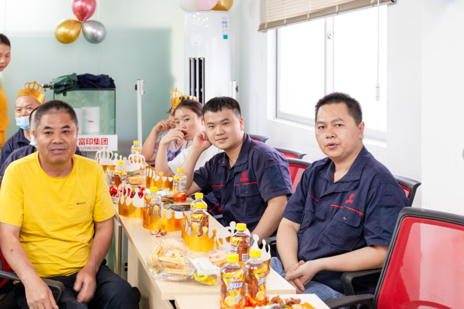 “富印幸福家，浓情生日趴”——富印集团举行员工集体生日会