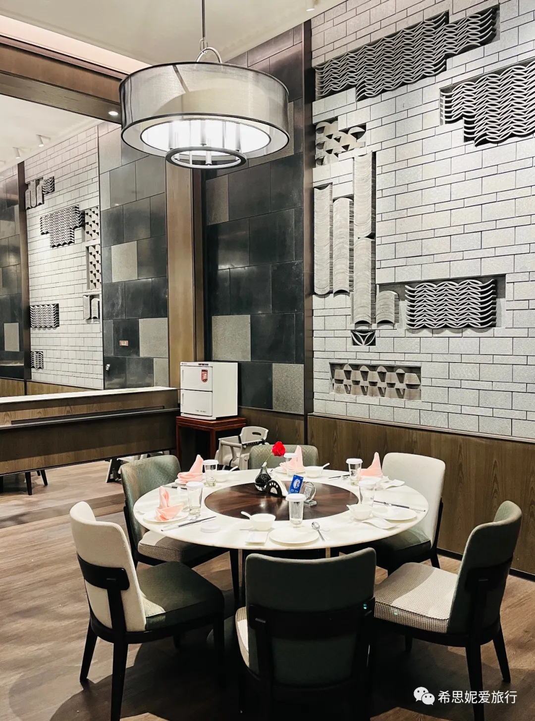 峨眉雪、钵钵鸡、豆腐脑 峨眉山旅行staycation最佳选择Meridien