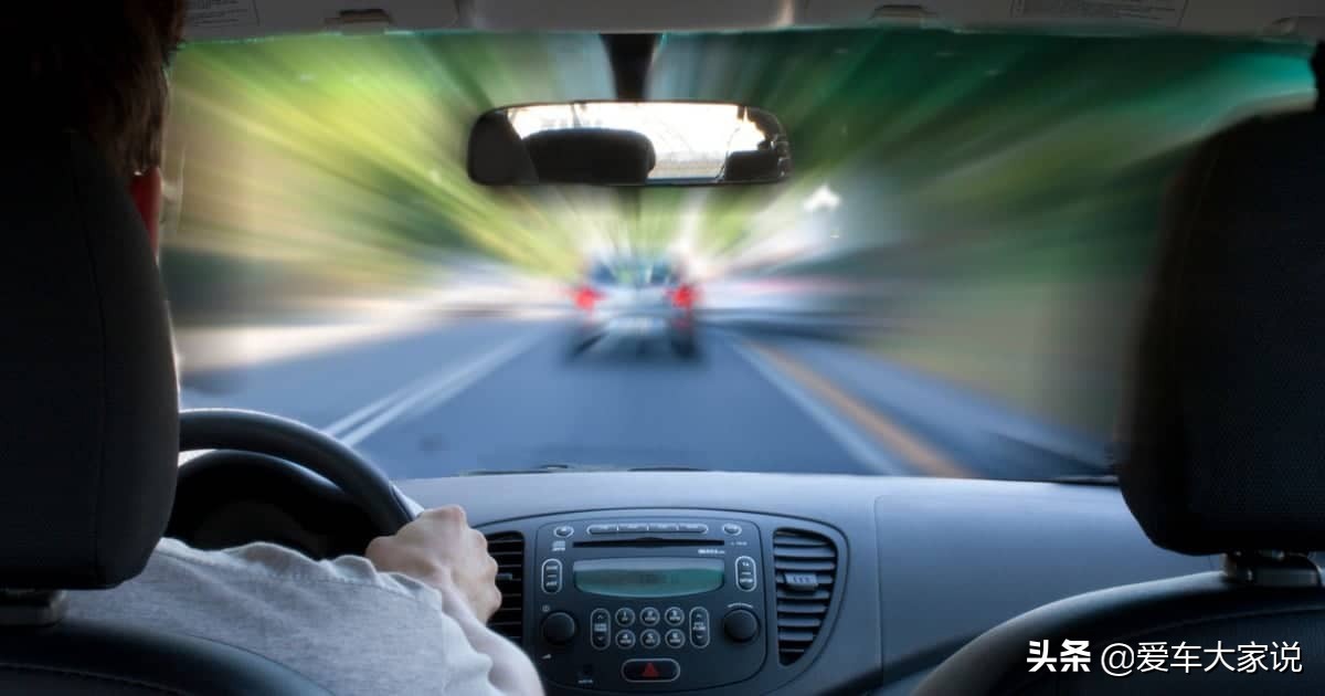 新手驾驶课堂：（1）掌握住油门、刹车、方向盘，你就成功了99%