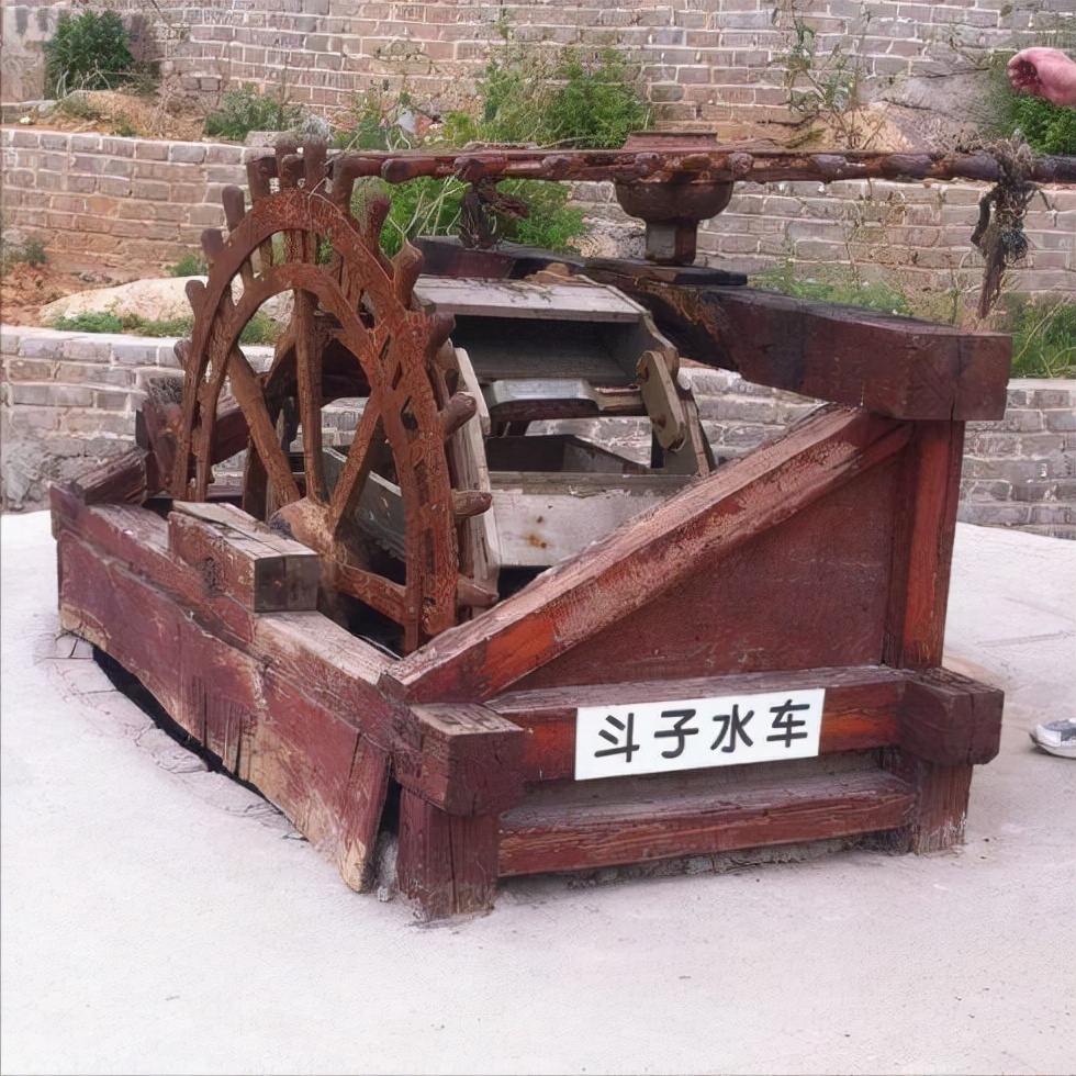 奥古斯塔f4水车价格(中国农村) - 价格百科