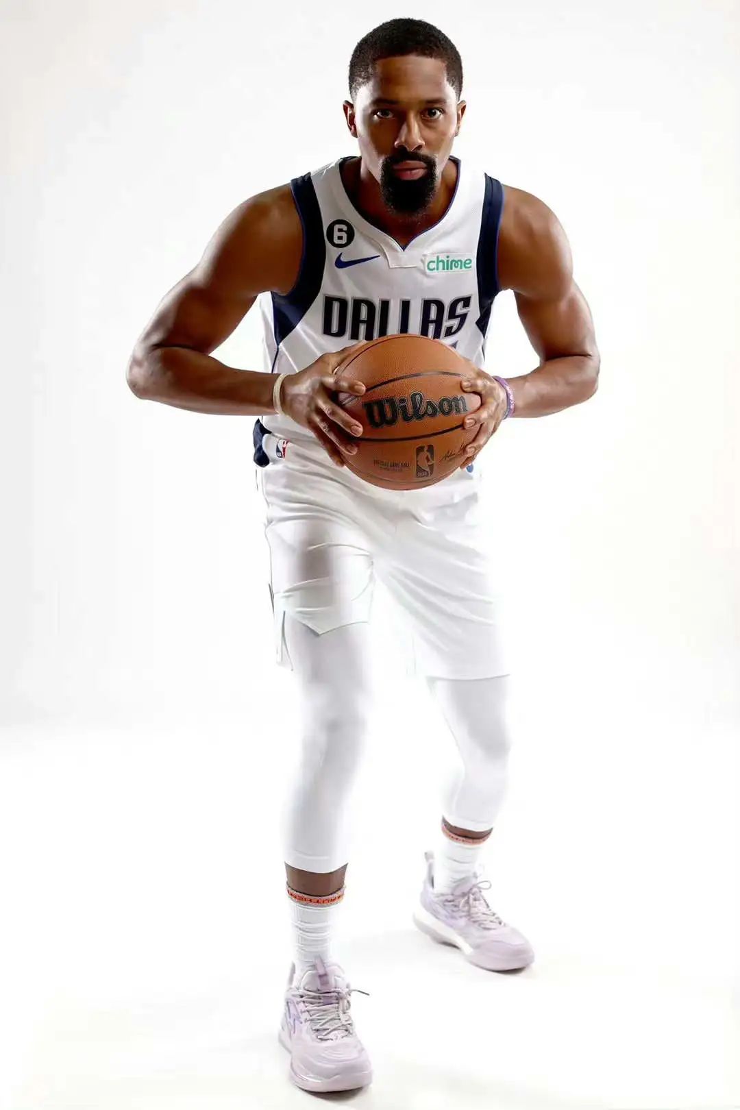 nba球鞋的牌子有哪些（NBA新赛季媒体日球鞋全盘点-眼花缭乱，惊喜不断）