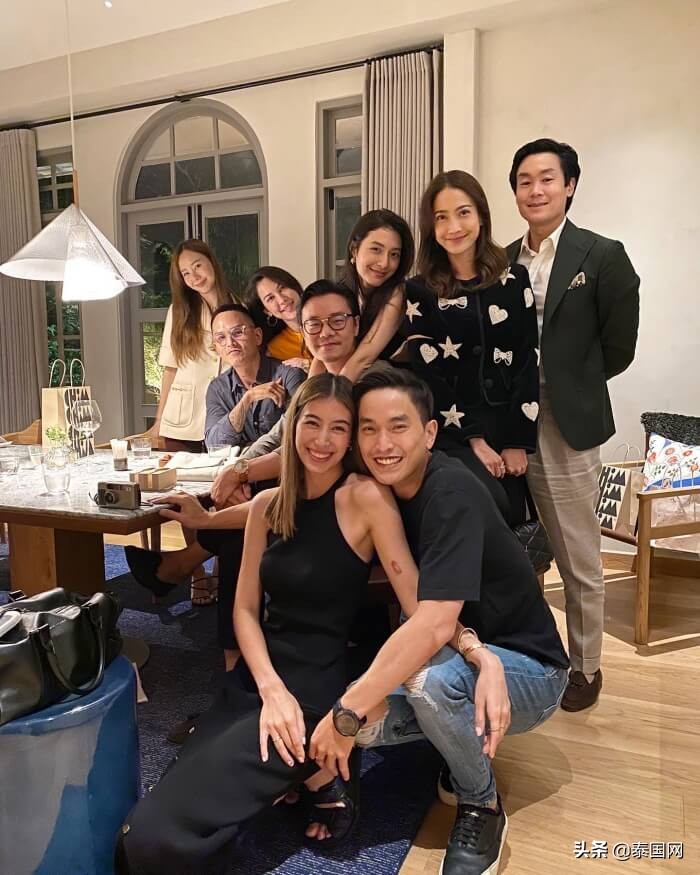 泰国三台闺蜜团再合体，却不见Toey“新欢”