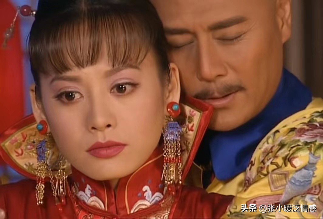 重温《孝庄秘史》顿悟:大玉儿被迫献身皇太极,才是真的别有用心