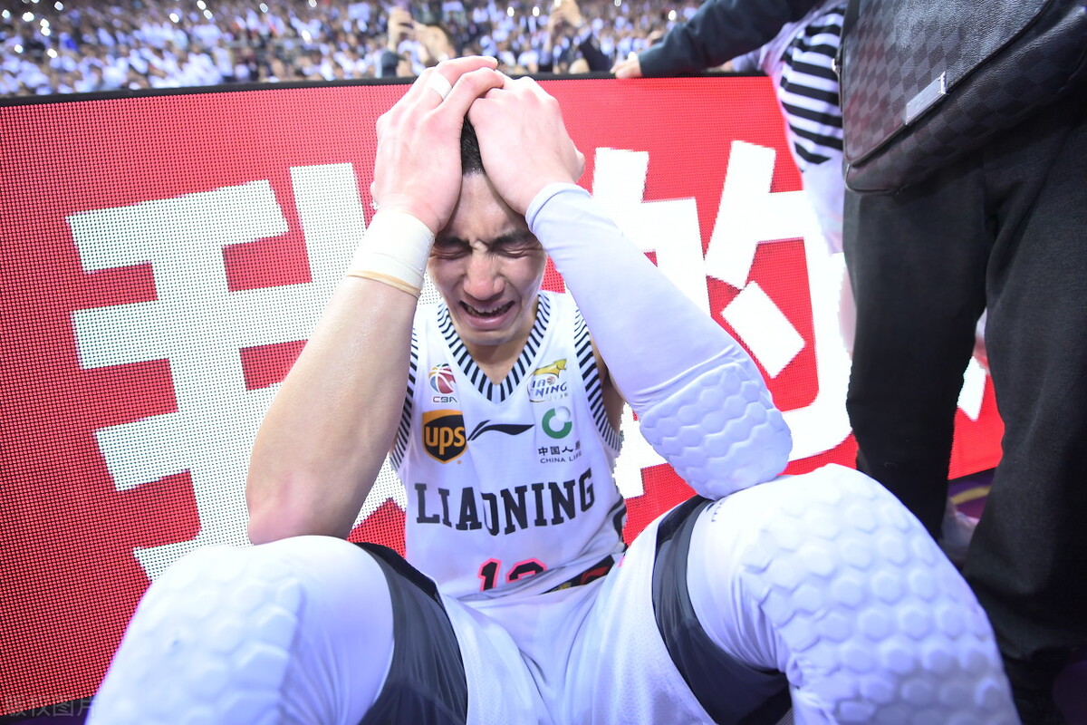姚明為什么能進nba（看了姚明當年的選秀之路，才知道什么叫做“獅子大開口”）
