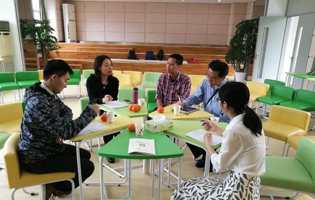 深圳一中学老师工资单流出，金额让人羡慕，难怪博士都来应聘