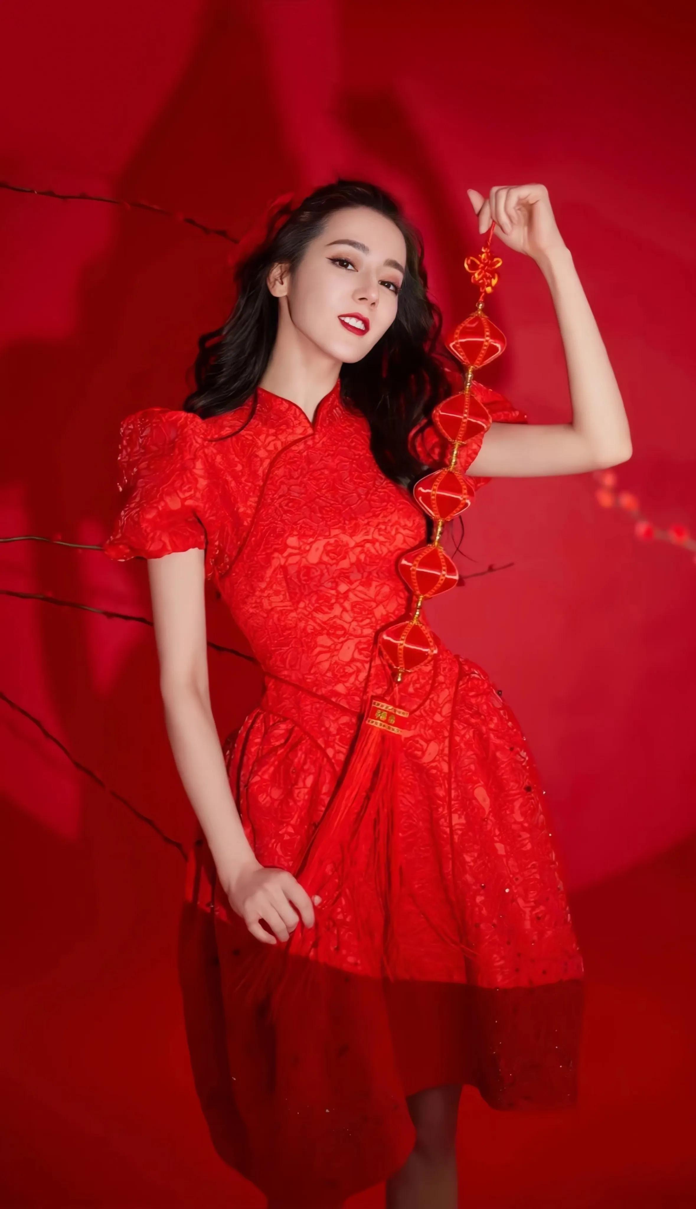 迪丽热巴原图画质增强版手机壁纸分享