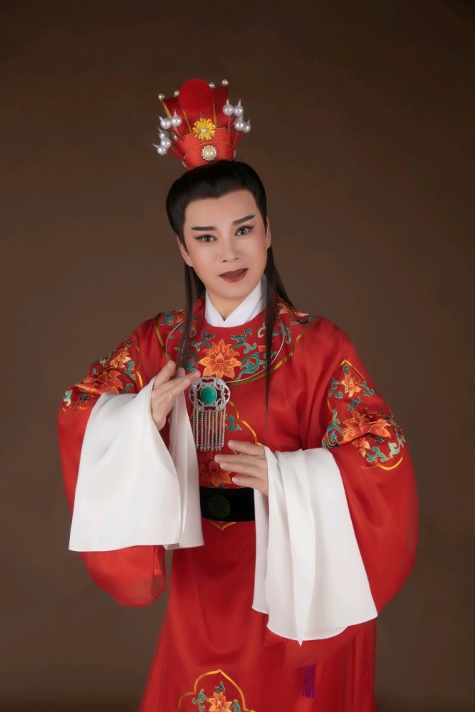 尹派小生赵志刚:被称为"越剧王子",他离婚又再婚-蘑菇号