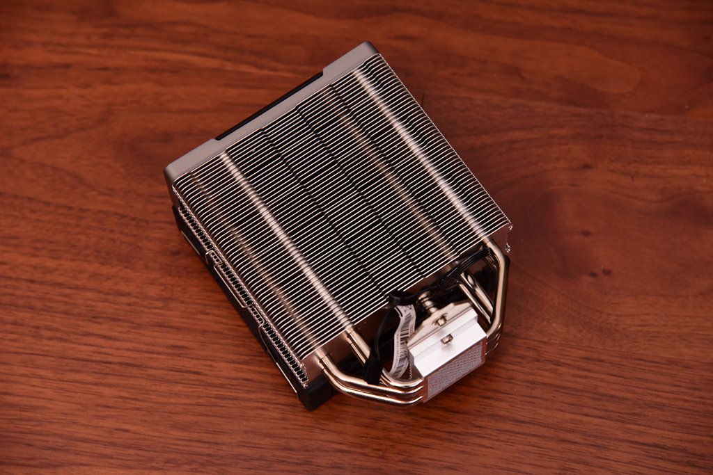 技嘉Z690小雕PRO好板，固态4片，内存6000MHz，12600K实战测试