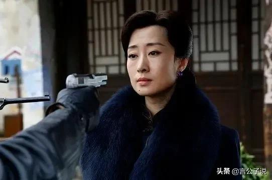 6位被捧成“老戏骨”的女星，个个演技平平，年龄大不等于老戏骨