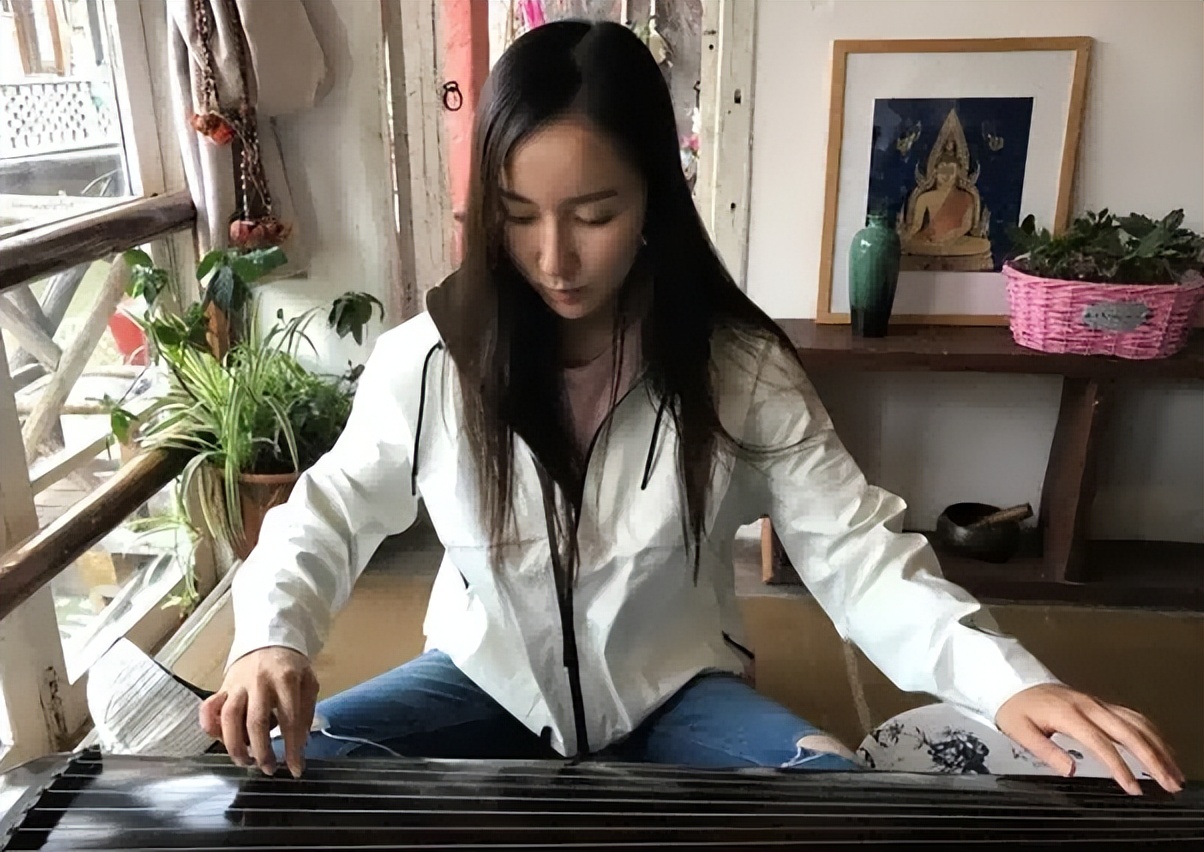 这10位女星，都曾是上戏校花，如今有人整容、有人被家暴