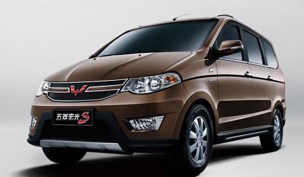 同是1.5T以下的豪华车，奥迪Q3逍遥法外，唯独奔驰GLB背负骂名