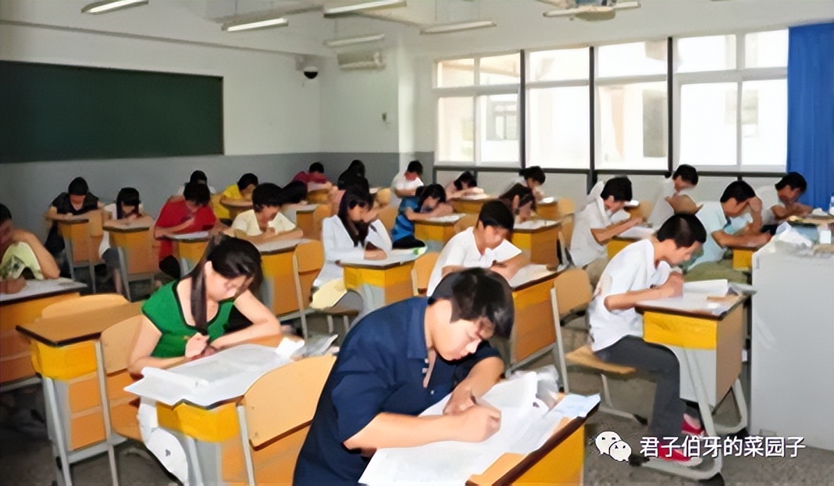 「七月流火」 高 考 作者：李战军
