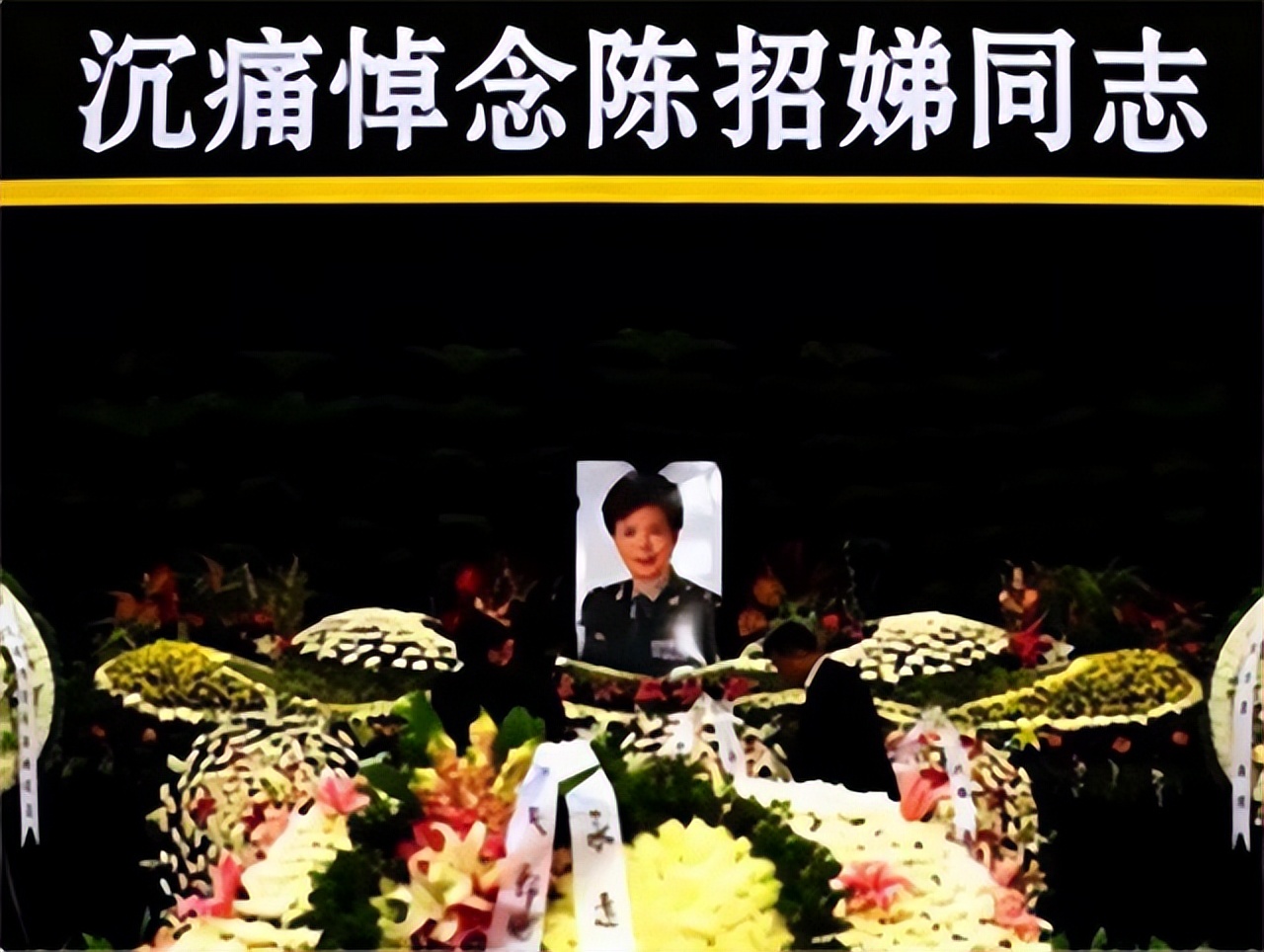 2013年陈招娣的葬礼，郎平哭得不成样子：来世我们也要做好姐妹
