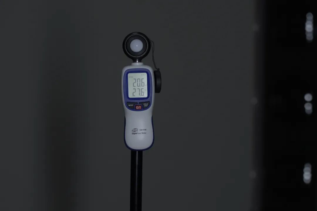 智云WEEBILL 3稳定器测评：稳定、省力、拾音、补光