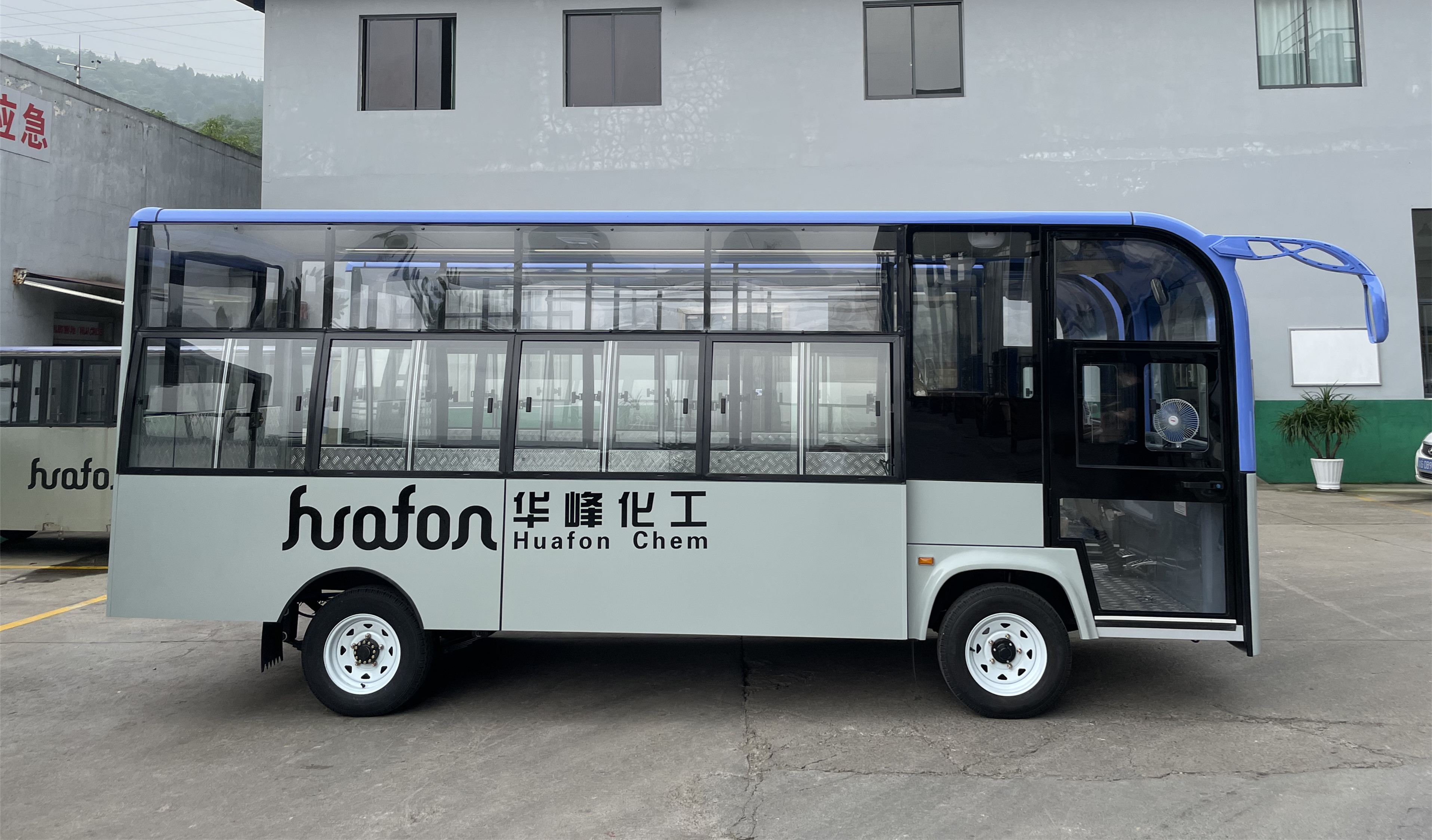 电动运货车、电动送餐车，高颜值新能源特种车，靓丽上岗啦