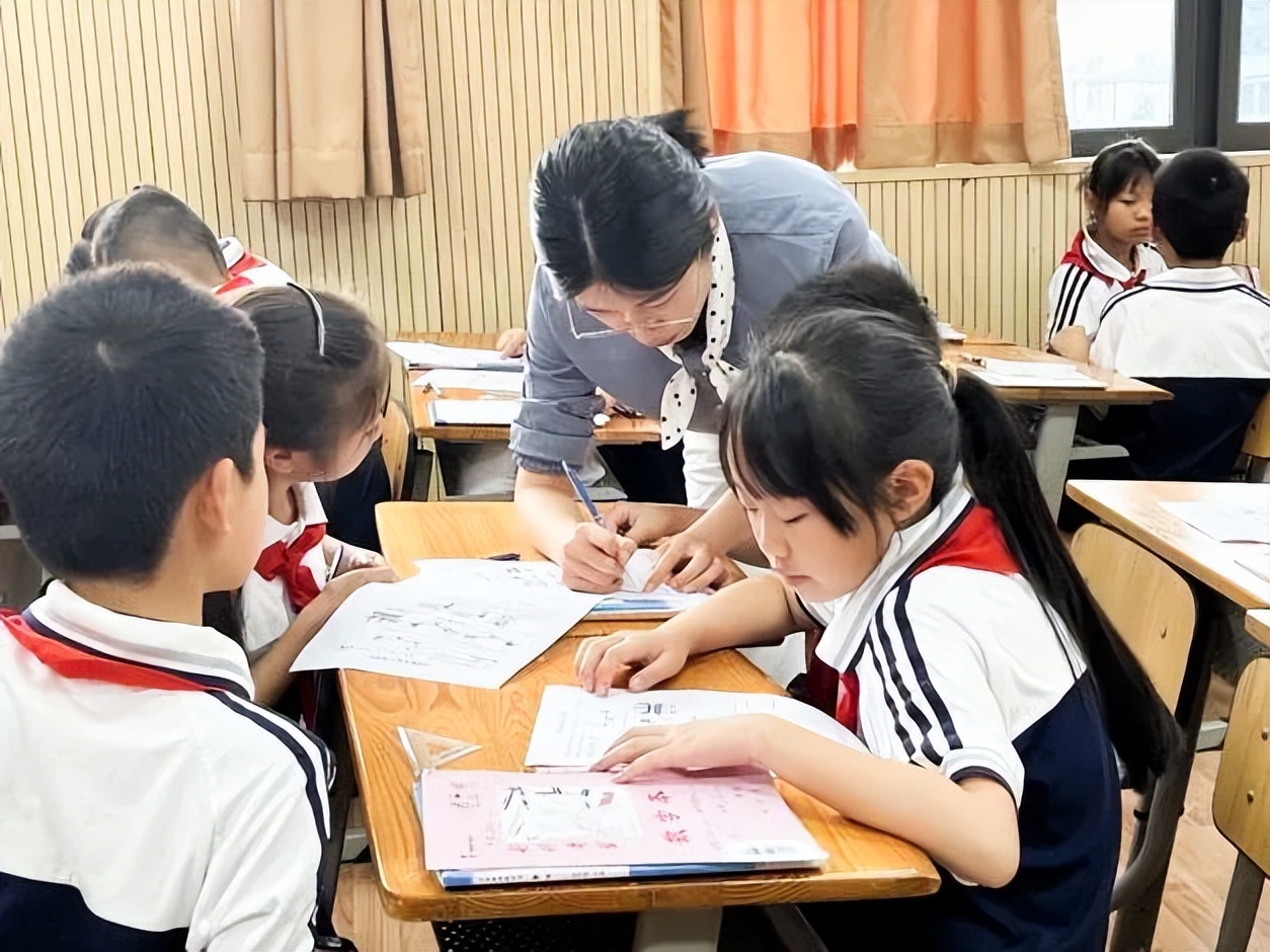 成都市双流区九江小学继续开展高质量课堂建设专项行动