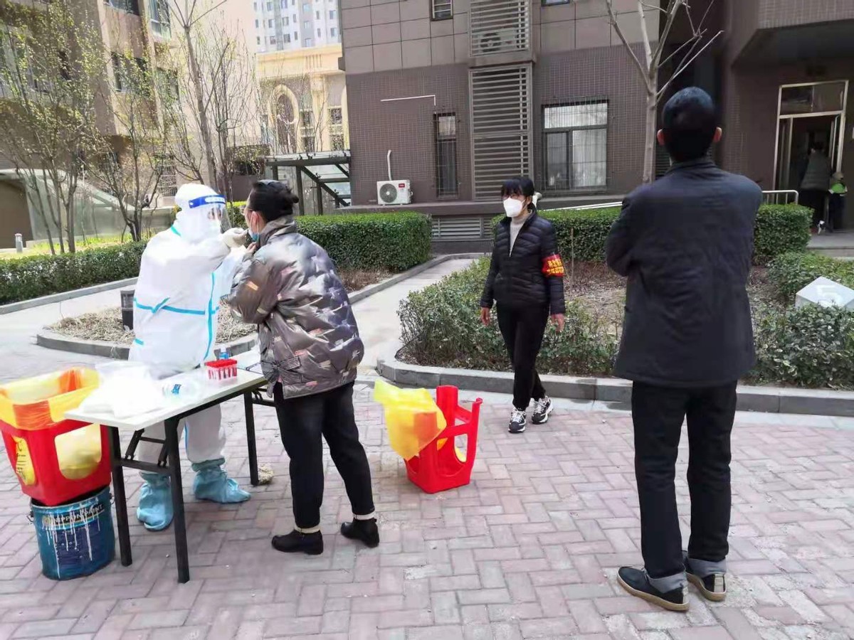 唐山鹭港第四社区与河北地矿鹭港第四社区临时党支部抗疫纪实