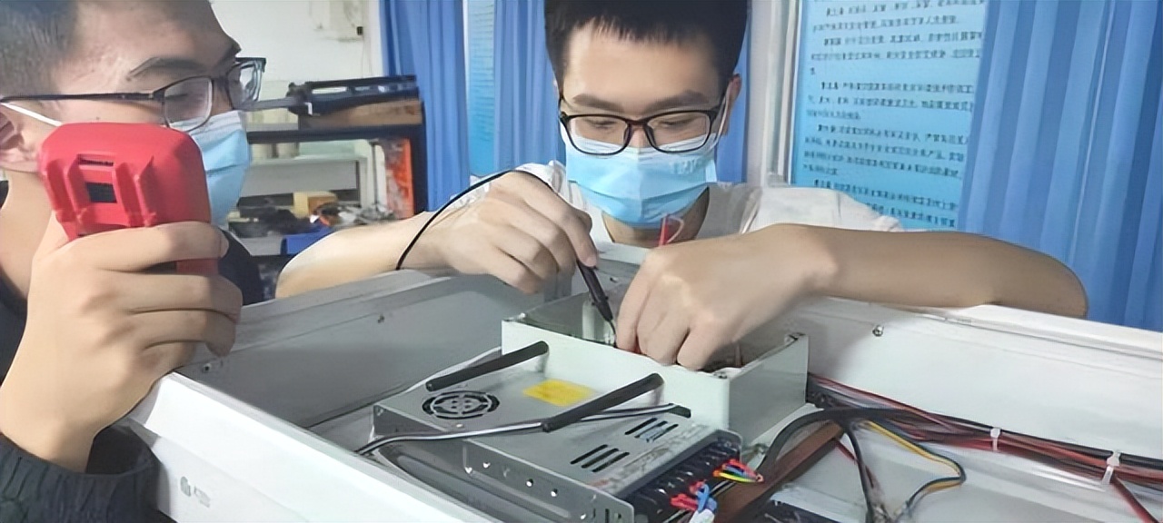 北理工学子用AI种出“零碳”零农残的绿色“科技蔬菜”