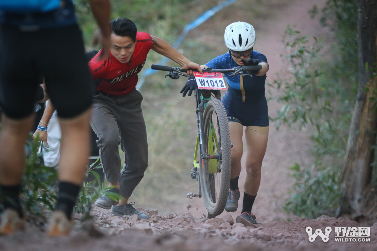 喜德盛26周年庆典：山地与电助力混合赛 郭鑫伟称雄