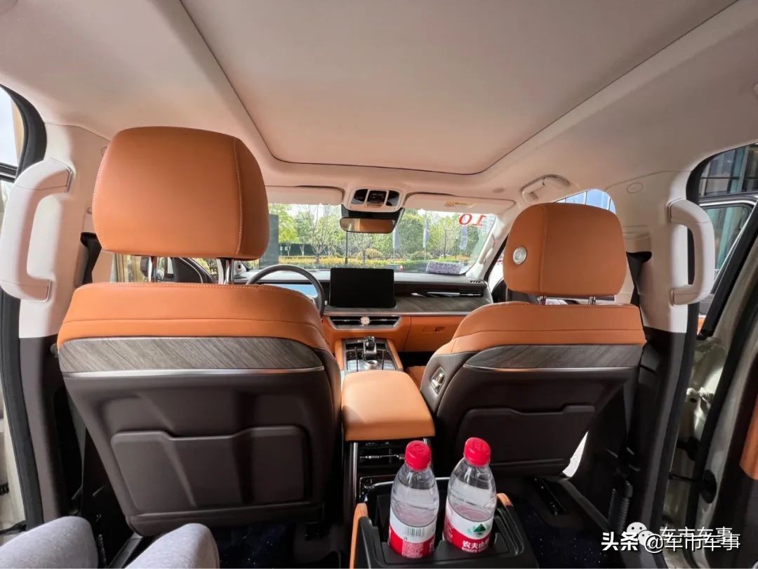 油价上涨日，五个汽车品牌一天六场活动，没有一个是新能源