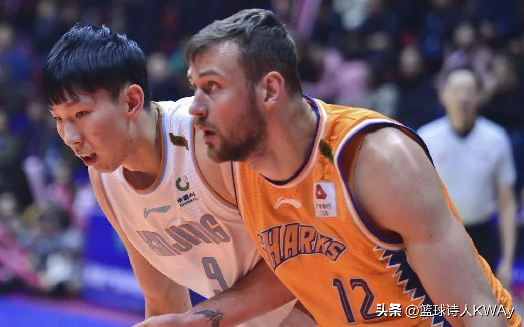 火箭队莫泰尤纳斯（莫泰尤纳斯5年职业生涯签了2份合同，为何在NBA打不上球了？）