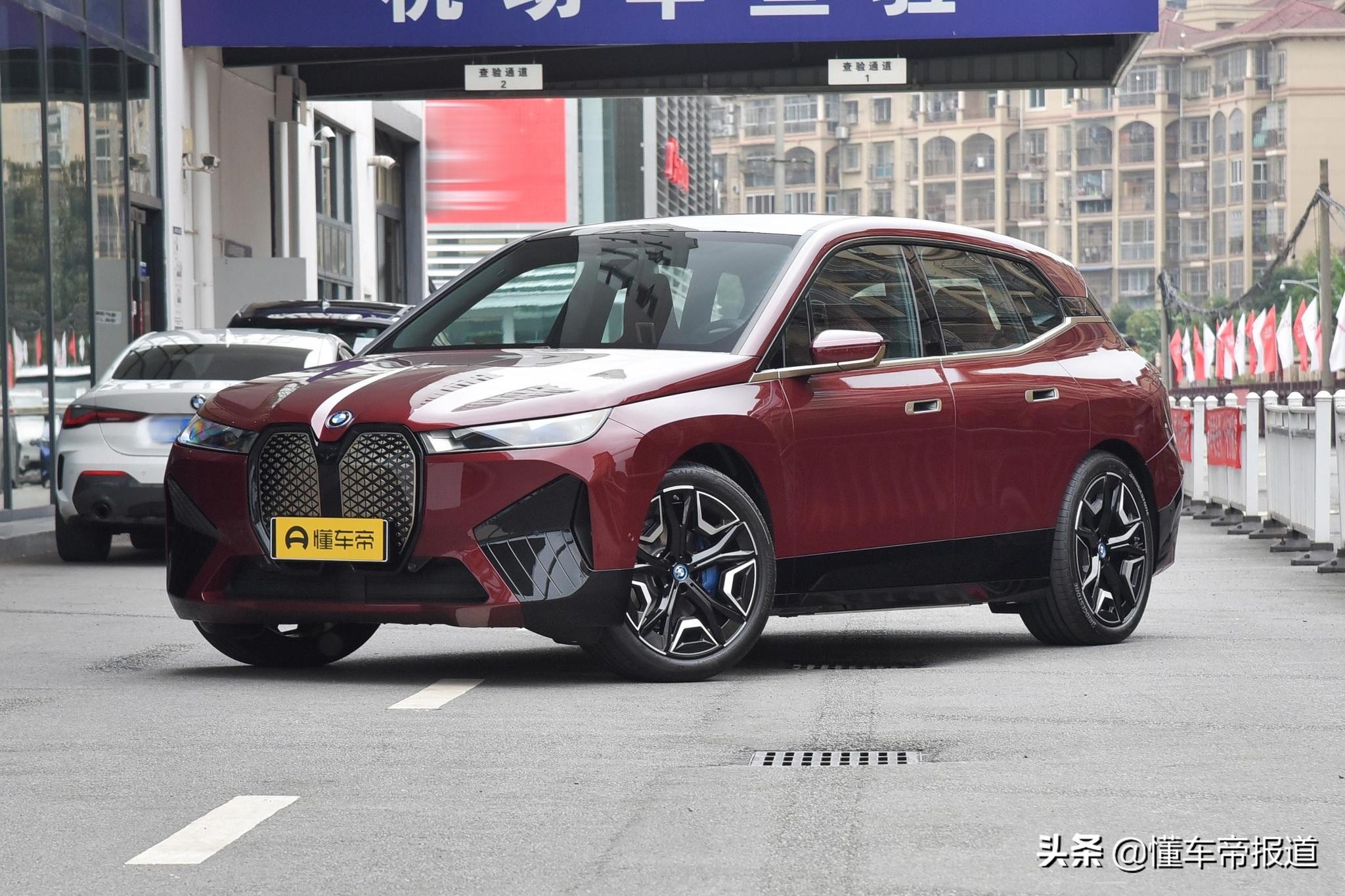 新车 | 10月全球首发，极星3“侧颜”官图发布，续航超600公里